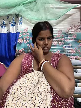 Beauty-queen online show from July 13, 2026, 2:31 pm