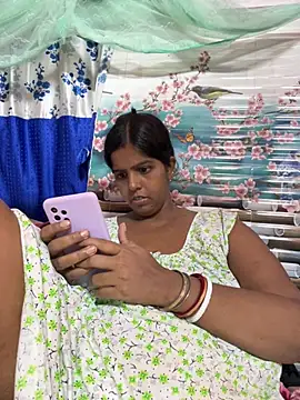 Beauty-queen online show from July 15, 2026, 4:01 pm