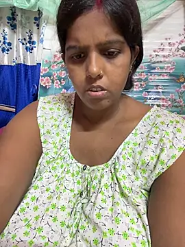 Beauty-queen online show from July 17, 2026, 2:13 pm