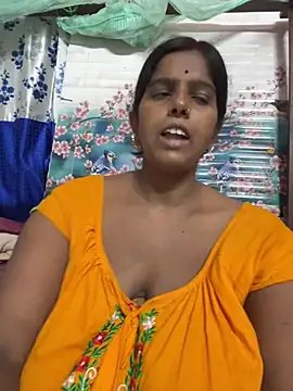 Beauty-queen online show from July 19, 2026, 3:05 pm