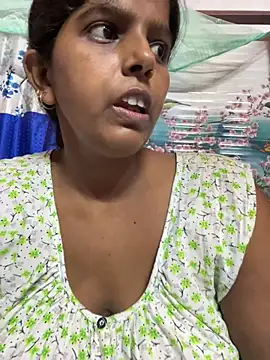 Beauty-queen online show from July 27, 2026, 3:41 pm