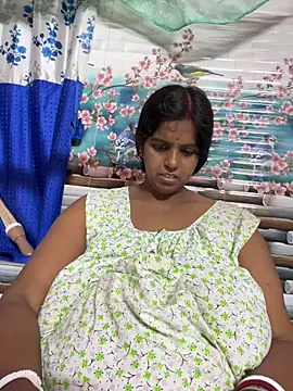 Beauty-queen online show from July 28, 2026, 5:12 pm