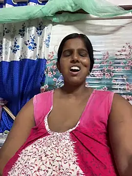 Beauty-queen online show from August 3, 2026, 3:05 pm