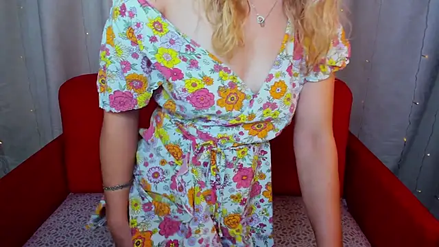 Milka Blond online show from October 4, 2025, 1:14 am