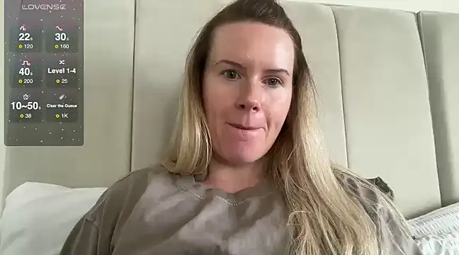 Snapshot of redheadrosie69 chatting on March 11, 2025, 10:40 am redheadrosie69 online show from March 11, 2025, 10:40 am