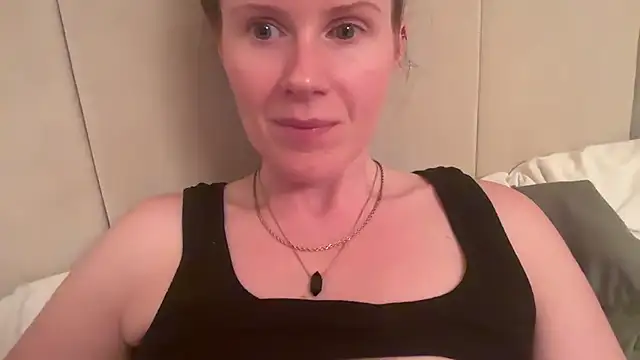 Snapshot of redheadrosie69 chatting on September 11, 2025, 7:14 pm redheadrosie69 online show from September 11, 2025, 7:14 pm
