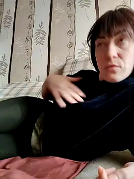 NikaXBerry online show from February 11, 2025, 10:15 am