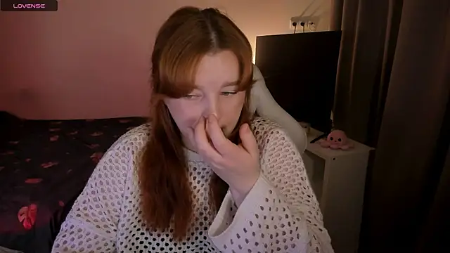 Snapshot of _Lisa_x chatting on December 5, 2024, 5:15 am Lisa x online show from December 5, 2024, 5:15 am