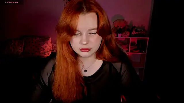 Snapshot of _Lisa_x chatting on October 7, 2025, 2:36 pm Lisa x online show from October 7, 2025, 2:36 pm