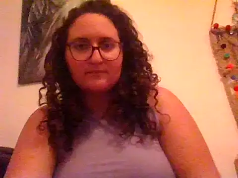 juicyrubies online show from March 16, 2025, 3:17 pm