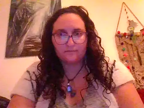 juicyrubies online show from March 22, 2025, 2:36 pm