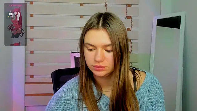 Snapshot of Josephine_Kiss chatting on December 5, 2024, 1:58 am Josephine Kiss online show from December 5, 2024, 1:58 am