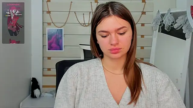 Snapshot of Josephine_Kiss chatting on December 22, 2024, 7:00 am Josephine Kiss online show from December 22, 2024, 7:00 am