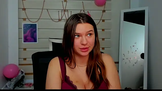 Snapshot of Josephine_Kiss chatting on February 12, 2025, 10:37 pm Josephine Kiss online show from February 12, 2025, 10:37 pm