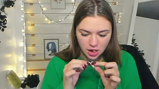 Snapshot of Josephine_Kiss chatting on November 14, 2025, 6:12 am Josephine Kiss online show from November 14, 2025, 6:12 am