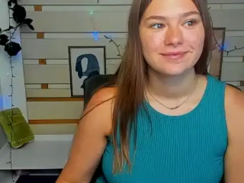 Snapshot of Josephine_Kiss chatting on June 22, 2026, 6:10 am Josephine Kiss online show from June 22, 2026, 6:10 am