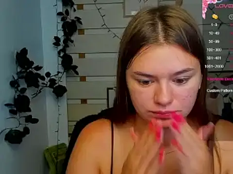 Snapshot of Josephine_Kiss chatting on July 3, 2026, 10:43 am Josephine Kiss online show from July 3, 2026, 10:43 am