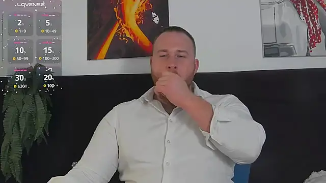 Snapshot of RoddyStill chatting on December 8, 2024, 11:35 am RoddyStill online show from December 8, 2024, 11:35 am