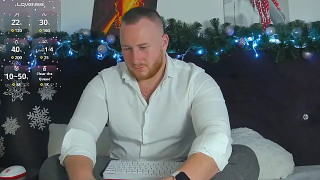 Snapshot of RoddyStill chatting on December 19, 2024, 8:13 am RoddyStill online show from December 19, 2024, 8:13 am