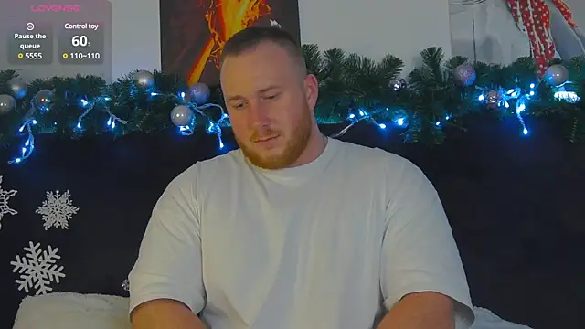 Snapshot of RoddyStill chatting on December 23, 2024, 5:32 pm RoddyStill online show from December 23, 2024, 5:32 pm