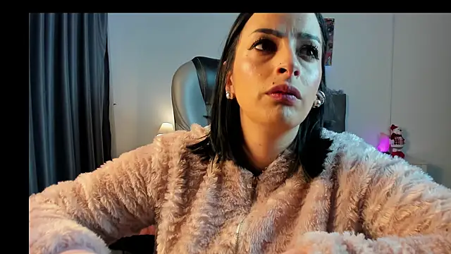 Snapshot of Jayden_Jonnes chatting on December 28, 2024, 11:41 am Jayden Jonnes online show from December 28, 2024, 11:41 am