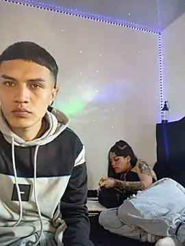 Tifanny Sweett online show from November 30, 2025, 5:39 pm