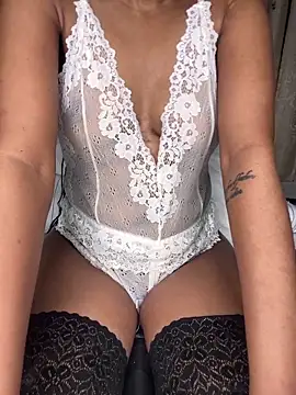 Ravishing Rubi online show from May 8, 2026, 10:31 am