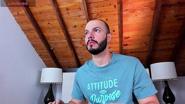 Tom Bailey online show from September 14, 2025, 12:26 pm