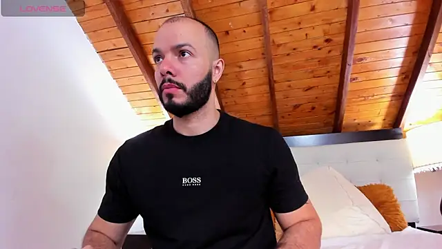 Tom Bailey online show from October 3, 2025, 12:46 pm