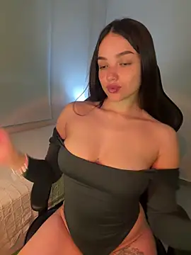 Snapshot of MisFrekcles_ chatting on March 21, 2025, 9:23 am MisFrekcles online show from March 21, 2025, 9:23 am