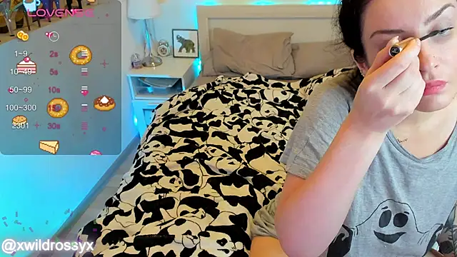 wildrossy online show from September 29, 2025, 3:22 am