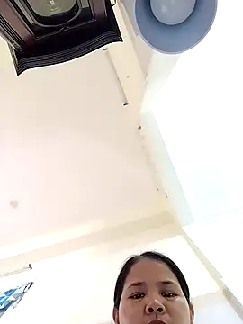 Lanyingxin18 online show from November 26, 2025, 2:01 am