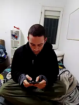 bearguy998 online show from March 7, 2025, 6:33 pm