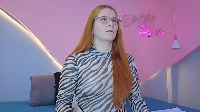 AllisonRoberts  online show from April 8, 2026, 11:54 am