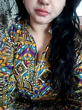 cuteyqueen online show from March 29, 2026, 6:24 am