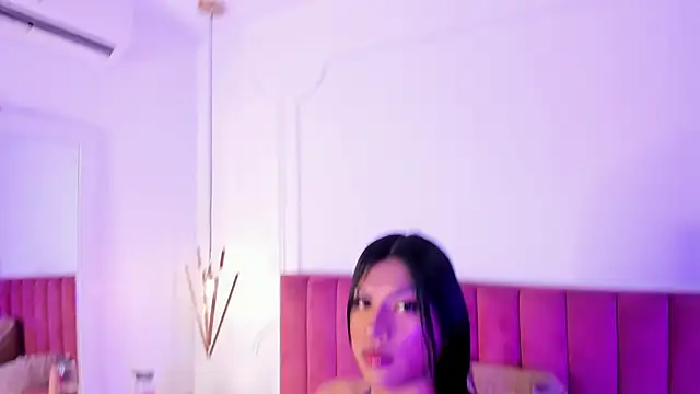 KimberlyCutee online show from March 6, 2026, 2:13 pm