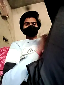 Snapshot of Yasha_14C_Creator chatting on November 10, 2025, 6:12 am Yasha 14C Creator online show from November 10, 2025, 6:12 am