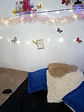 Snapshot of keterinjones--11 chatting on January 18, 2026, 1:31 am keterinjones--11 online show from January 18, 2026, 1:31 am