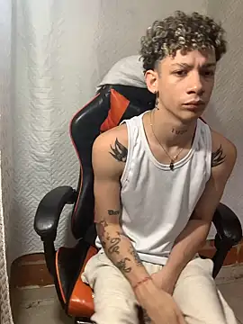 mateodeamjo online show from December 18, 2024, 1:02 pm