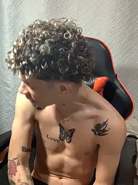 mateodeamjo online show from December 24, 2024, 11:49 am