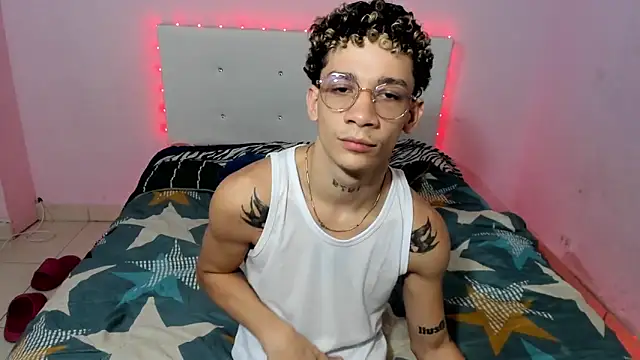 mateodeamjo online show from October 17, 2025, 10:56 pm