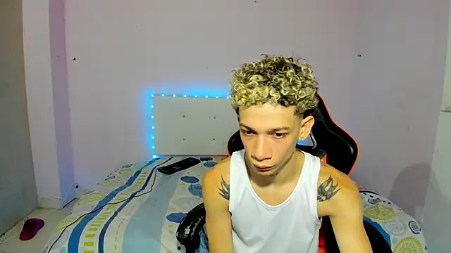 mateodeamjo online show from November 1, 2025, 7:10 am