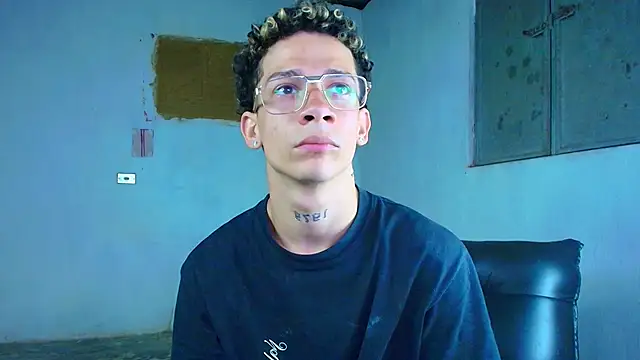 mateodeamjo online show from March 19, 2026, 2:59 am