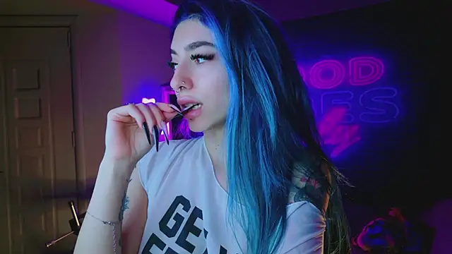 AriaVoss online show from January 23, 2025, 8:45 pm