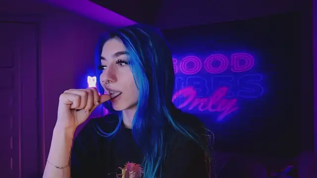 AriaVoss online show from February 11, 2025, 7:16 pm