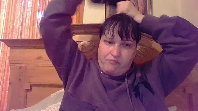  squirty cum lady  online show from May 19, 2026, 11:38 am