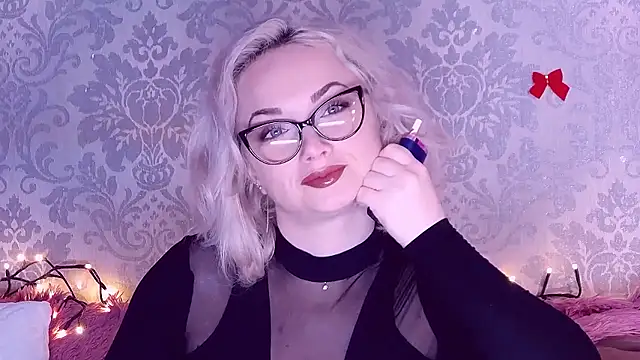 EllianaReese online show from January 11, 2026, 4:06 am