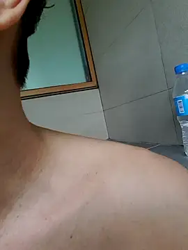 Snapshot of KennyLOVERboy chatting on December 14, 2024, 1:17 am KennyLOVERboy online show from December 14, 2024, 1:17 am