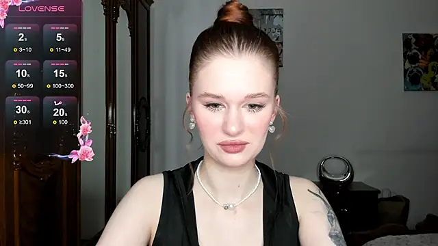 Snapshot of EmilySoul chatting on January 24, 2025, 1:57 pm EmilySoul online show from January 24, 2025, 1:57 pm