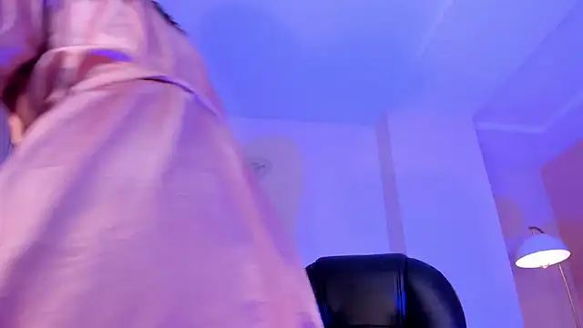 AllyJensen online show from February 6, 2025, 8:23 pm